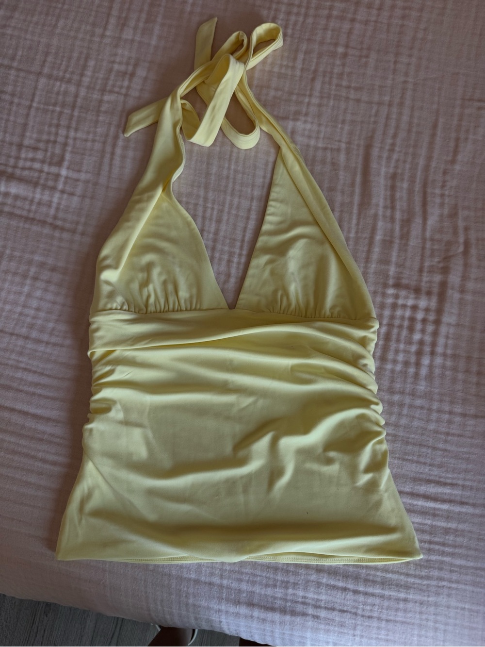 Aritzia Wilfred Lemonade Halter Top